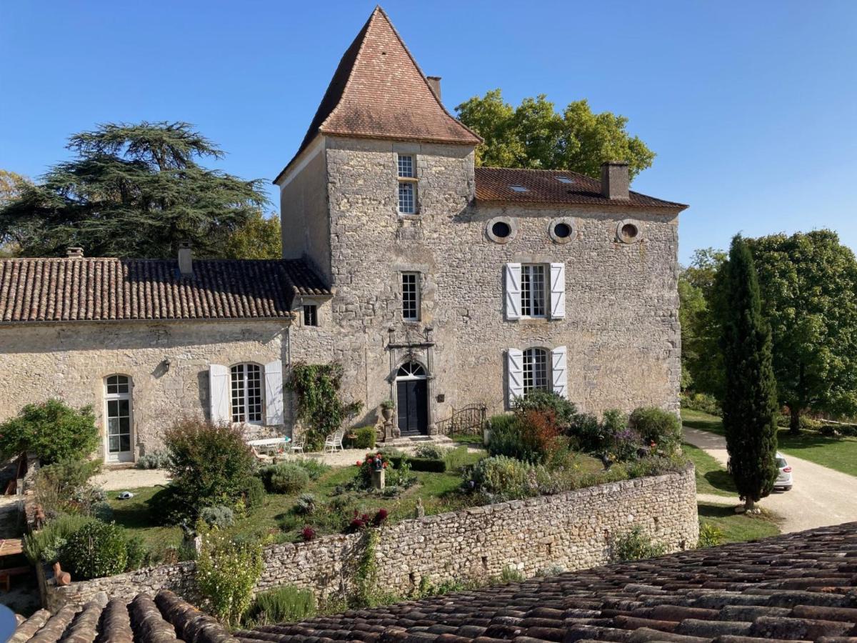 Chateau Barayre - Beautiful 12Th Century Castle With Pool And Large Garden Laussou ภายนอก รูปภาพ